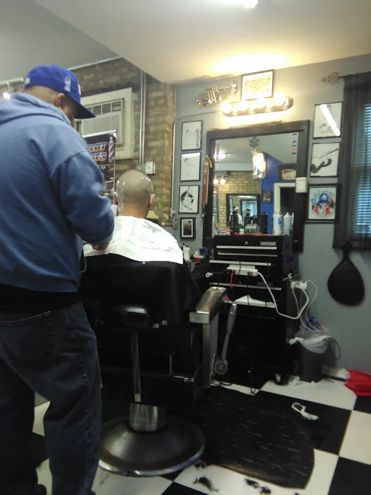 Humboldt Cuts — shop photo 3